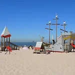 Daire Lovely In With Wifi Oostende