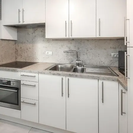 Lovely In With Wifi Apartment *